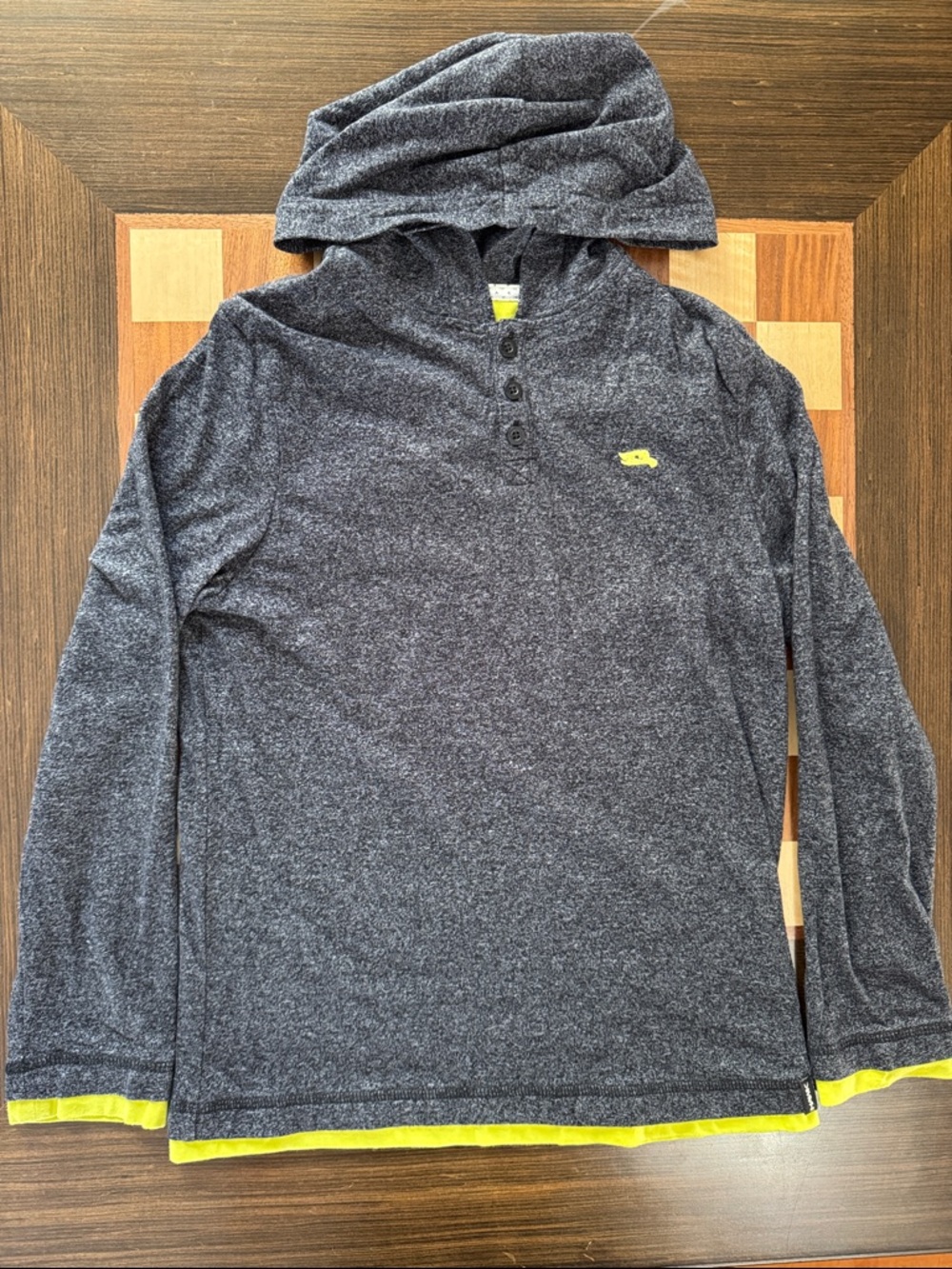 Tony Hawk boys long sleeve gray hoodie shirt size M.